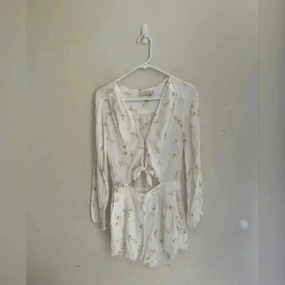 Flynn Skye Summer Light Piper Romper - Picture 2 of 8